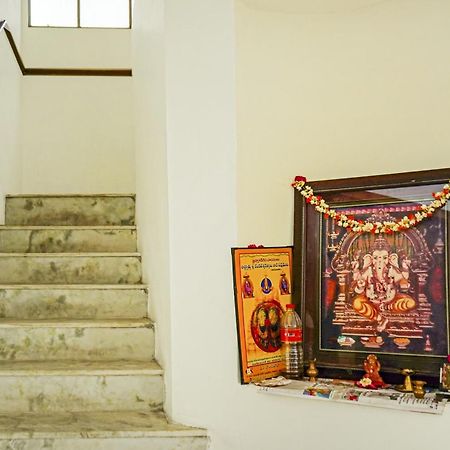 Hotel O Swapna Vijayawada Bagian luar foto