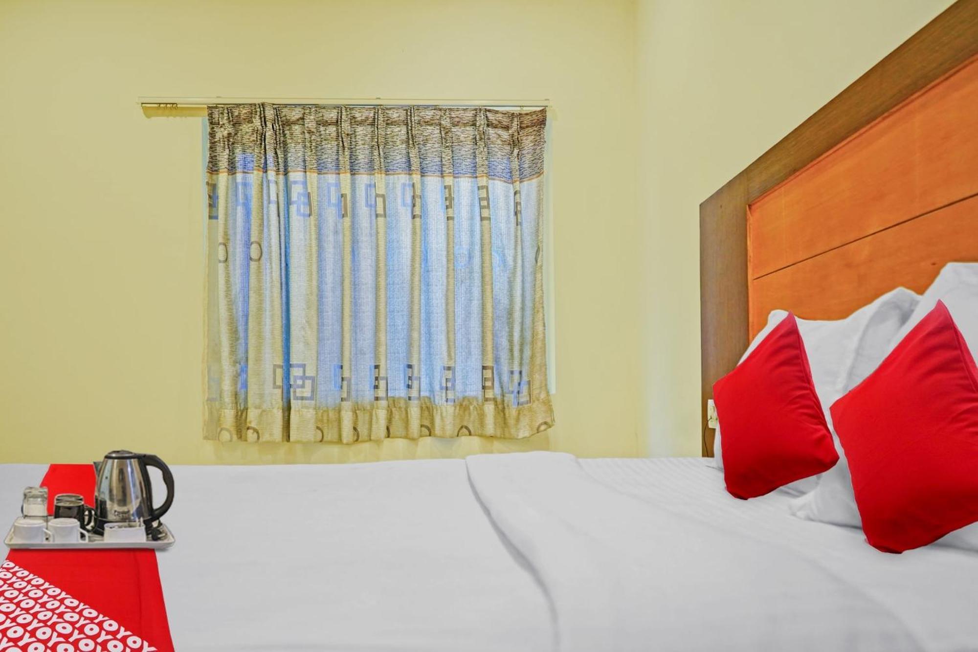 Hotel O Swapna Vijayawada Bagian luar foto