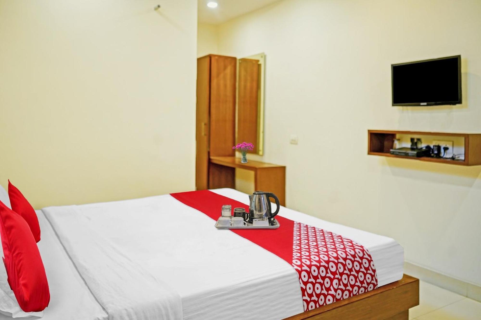 Hotel O Swapna Vijayawada Bagian luar foto